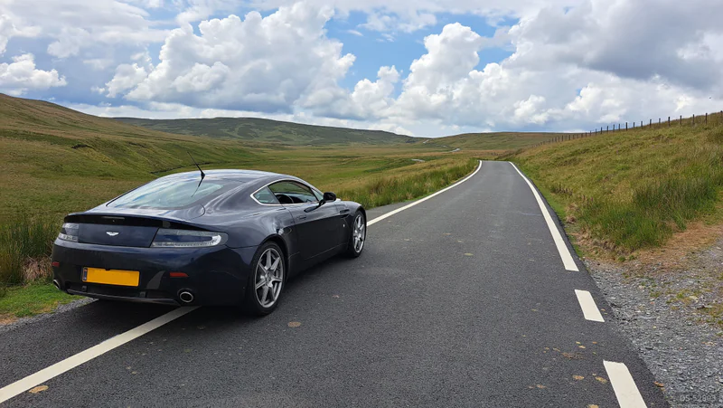 2007 Aston Martin Vantage in Rochester 6