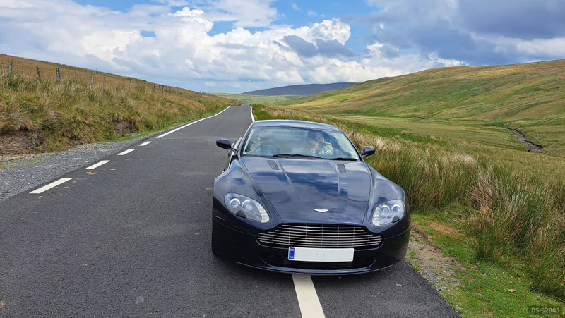 2007 Aston Martin Vantage in Rochester 7