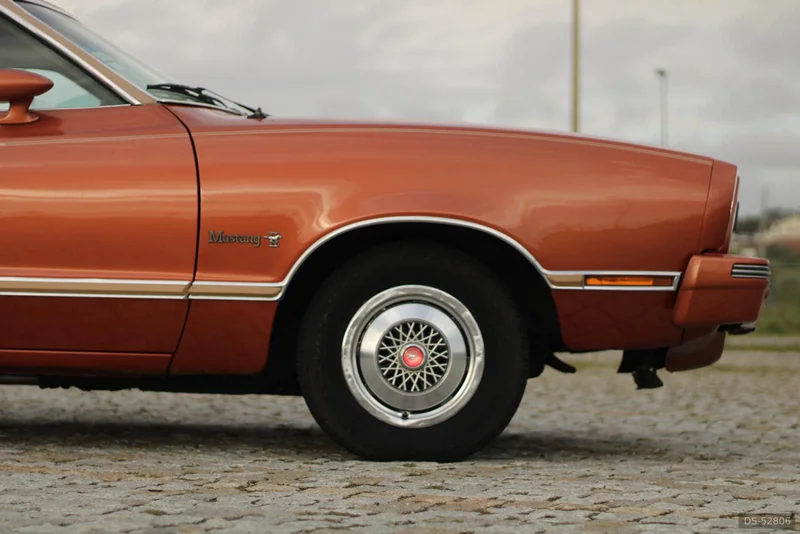 1972 Ford Mustang II in Porto 6