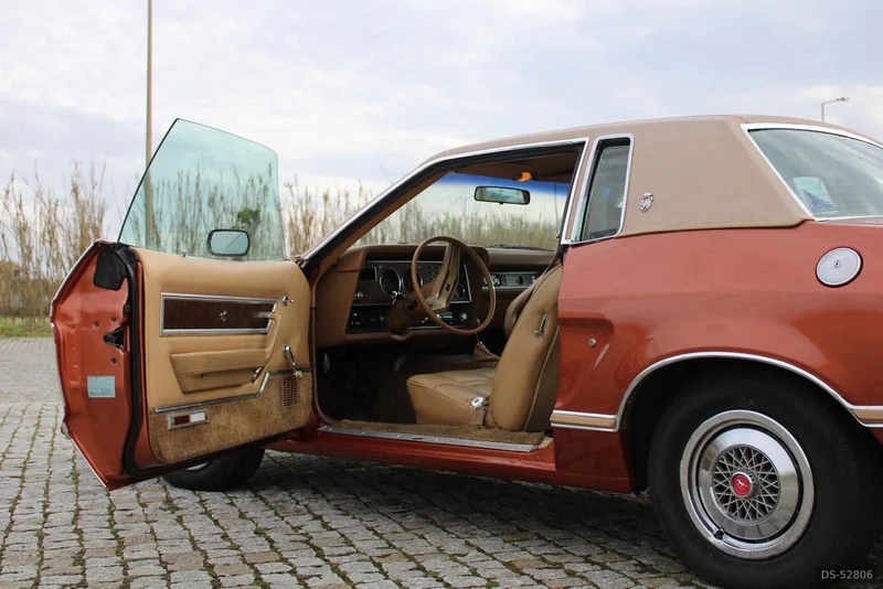 1972 Ford Mustang II in Porto 7