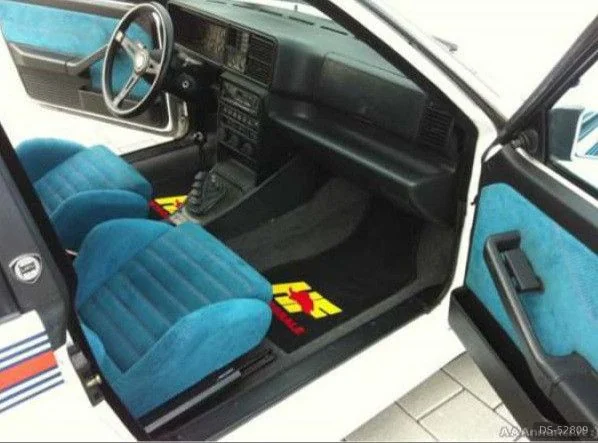 1992 Lancia Delta Evoluzione Martini 6 in Como 4