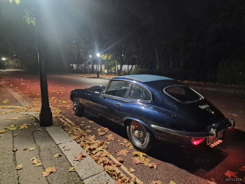 1974 Jaguar E-type Series 3 V12 in London 3