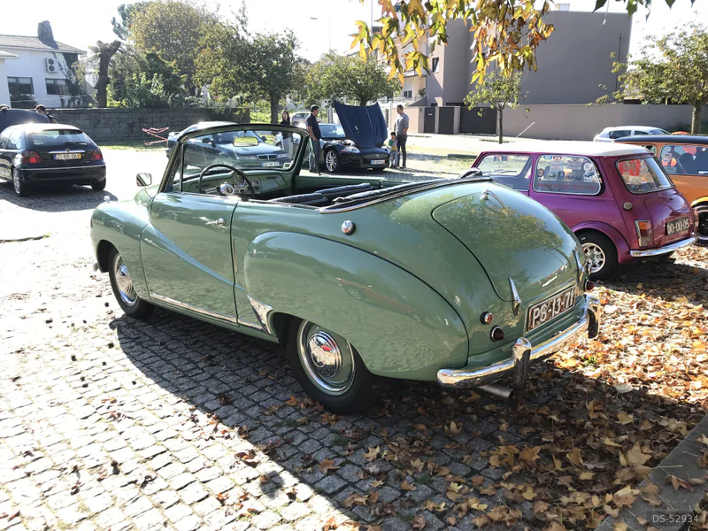 1953 Austin A40 Somerset Coupe in Maia 3