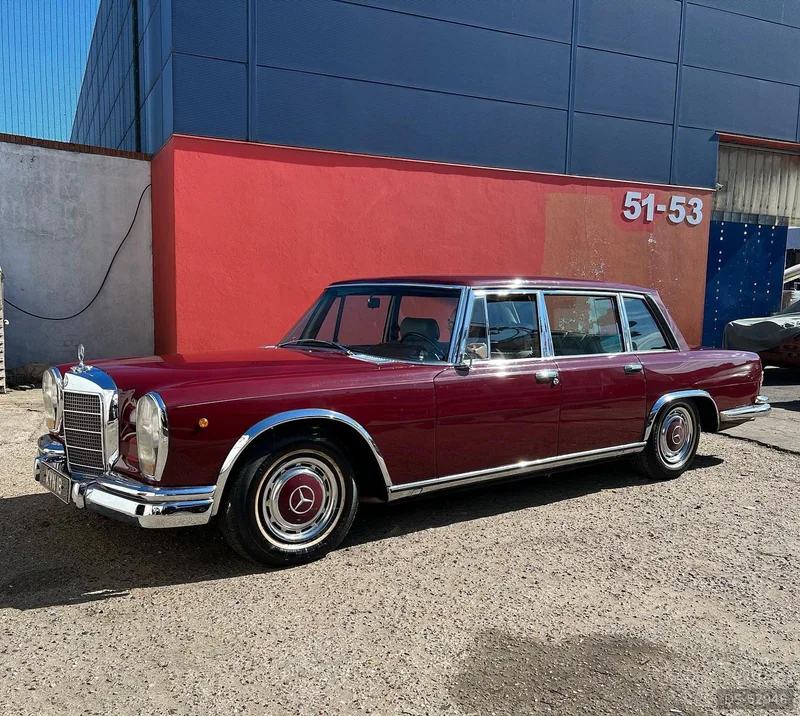 1966 Mercedes-Benz 600 Grosser in London 8