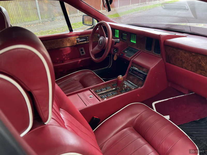 1985 Aston Martin Lagonda in London 4