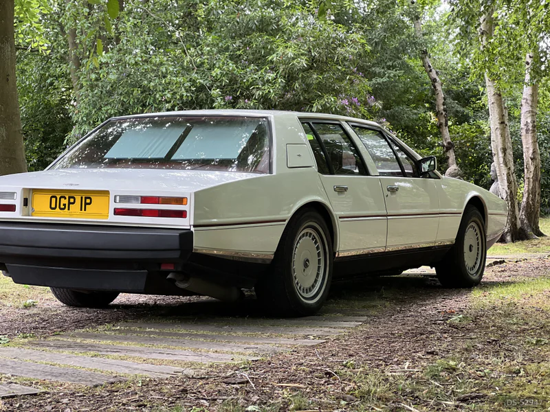 1985 Aston Martin Lagonda in London 6