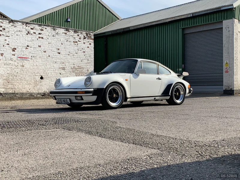 1988 Porsche 930 Turbo in London 5