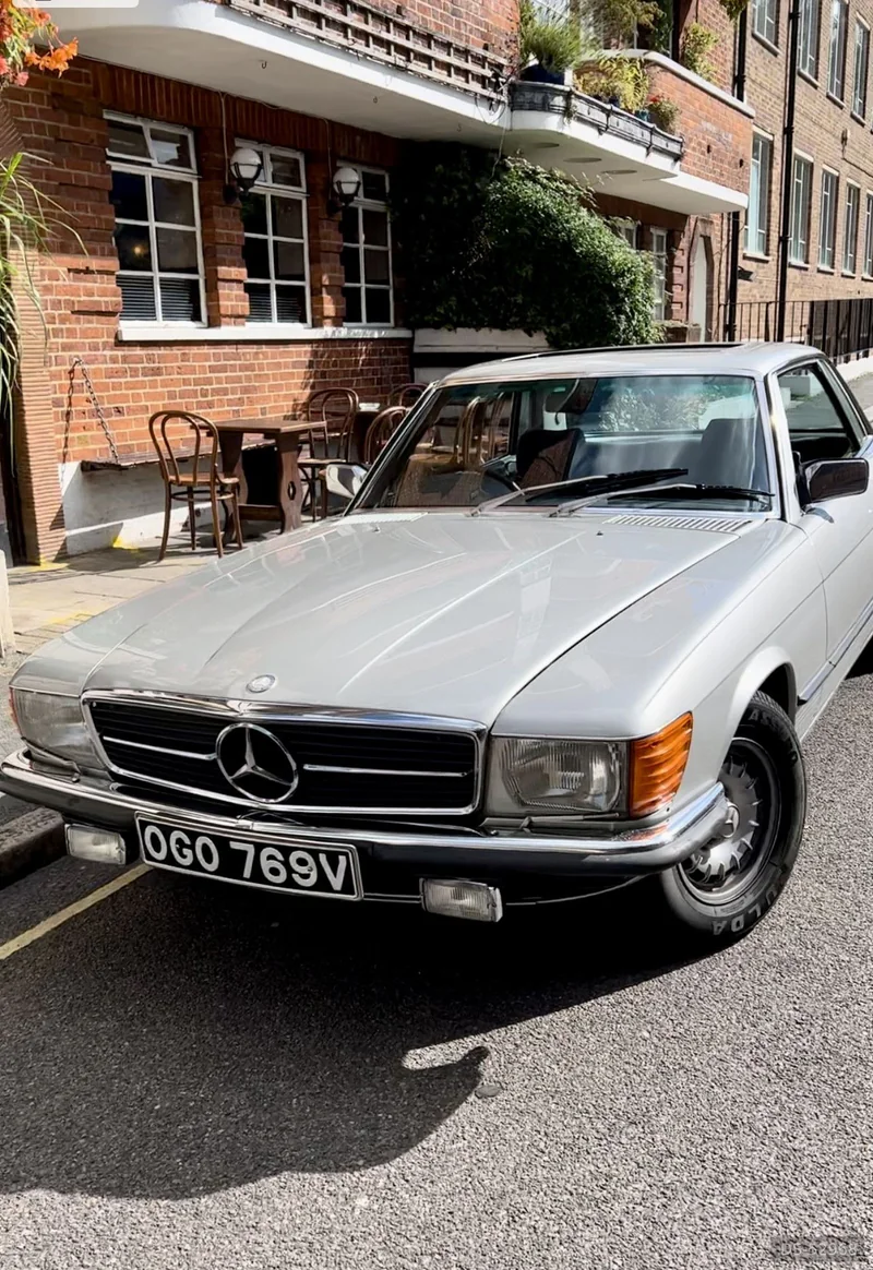 1979 Mercedes-Benz SLC 450 in London 3
