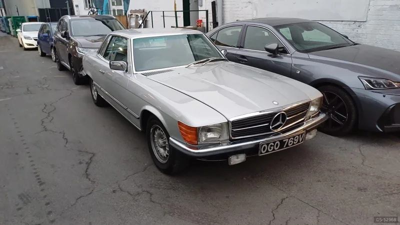 1979 Mercedes-Benz SLC 450 in London 5