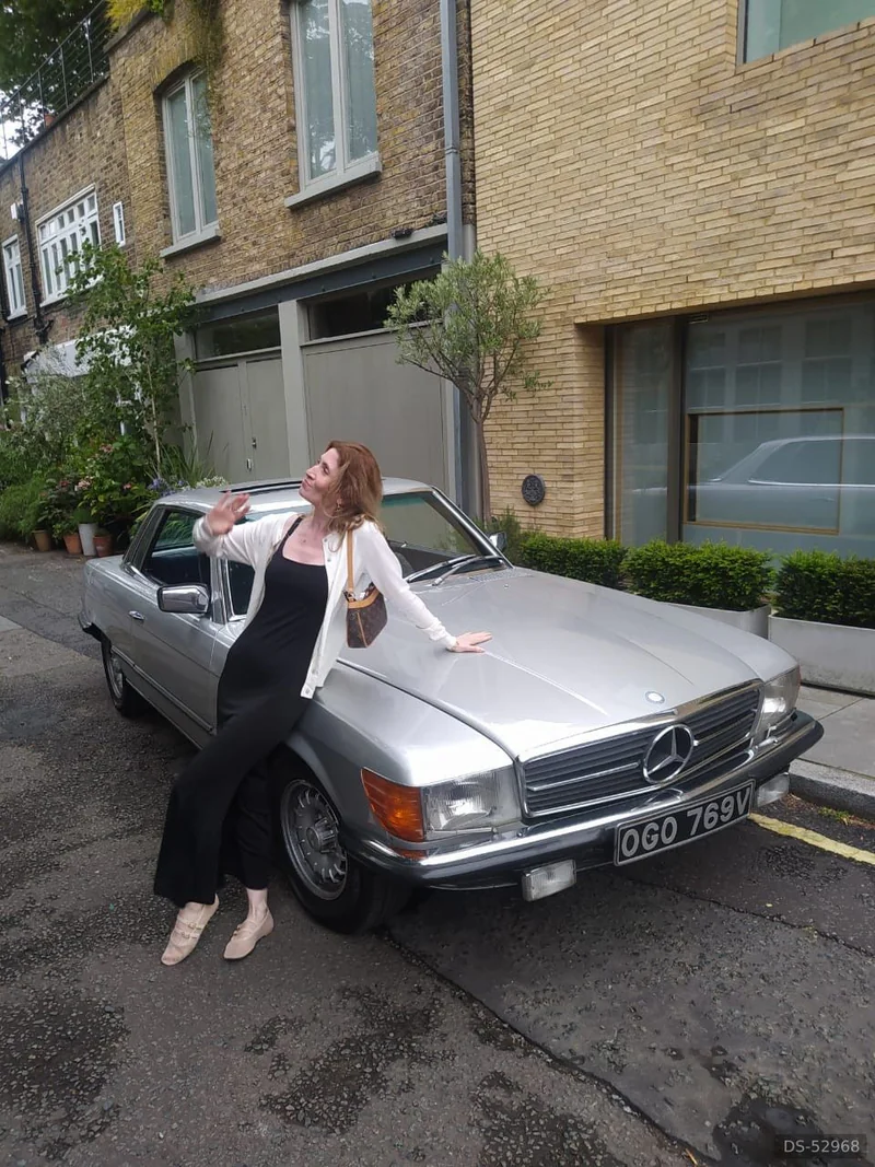 1979 Mercedes-Benz SLC 450 in London 6