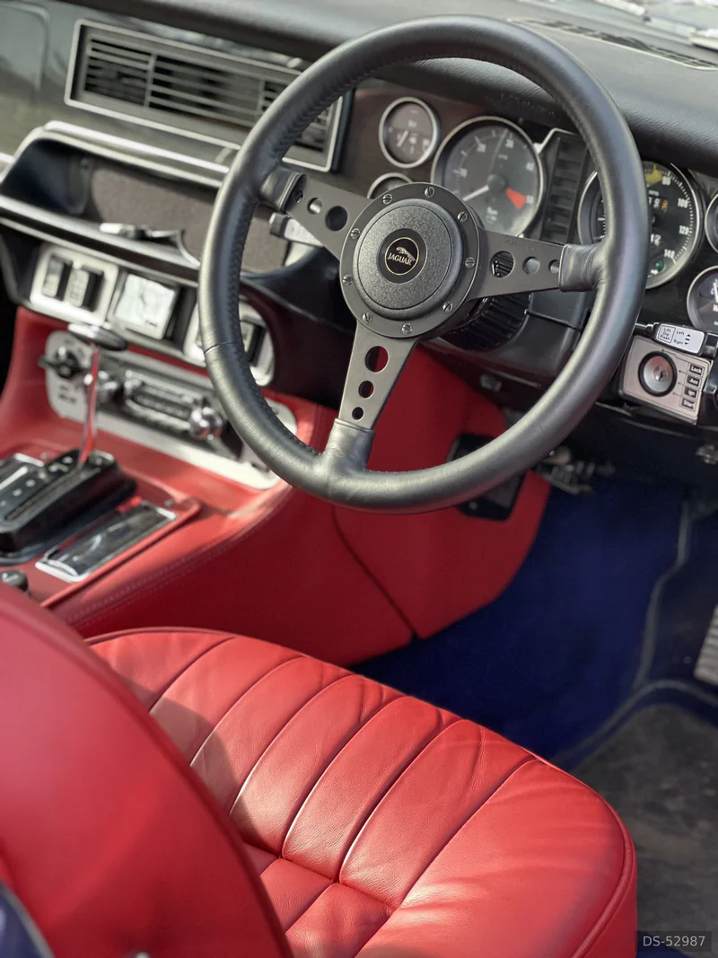1973 Jaguar Xjc in London 4