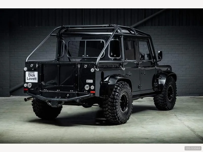 2011 Land Rover Defender 110 Double Cab Pick-up in London 3