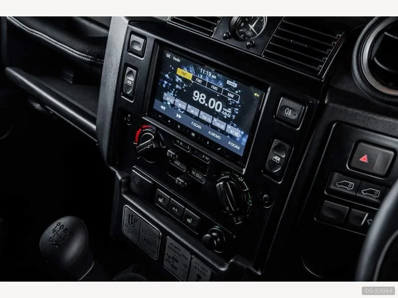 2011 Land Rover Defender 110 Double Cab Pick-up in London 9
