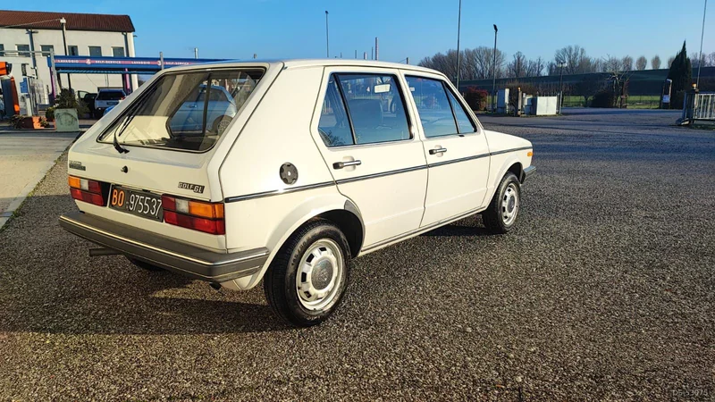 1983 Volkswagen Golf in Roma 2