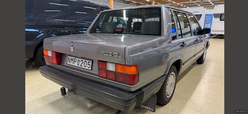 1988 Volvo 740gl in Oulu 5