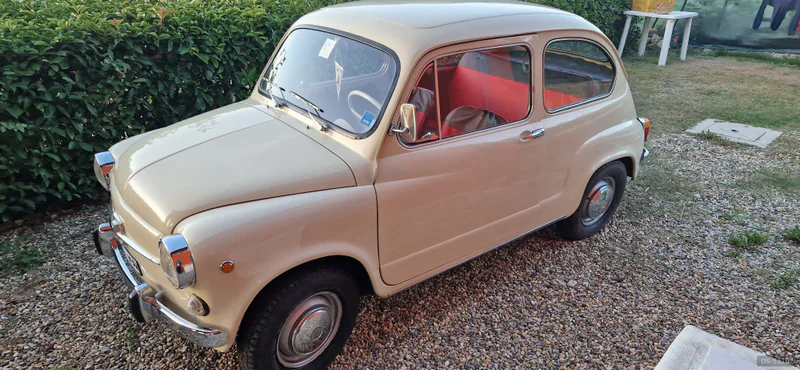 1969 Fiat 600 in Piacenza 7