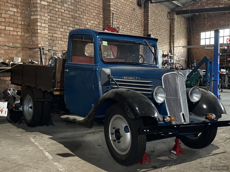1938 Renault Agc in Madrid 2