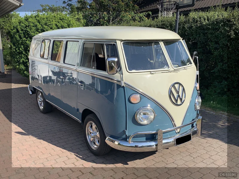 1965 Volkswagen Kleinbus in Helsinki 2