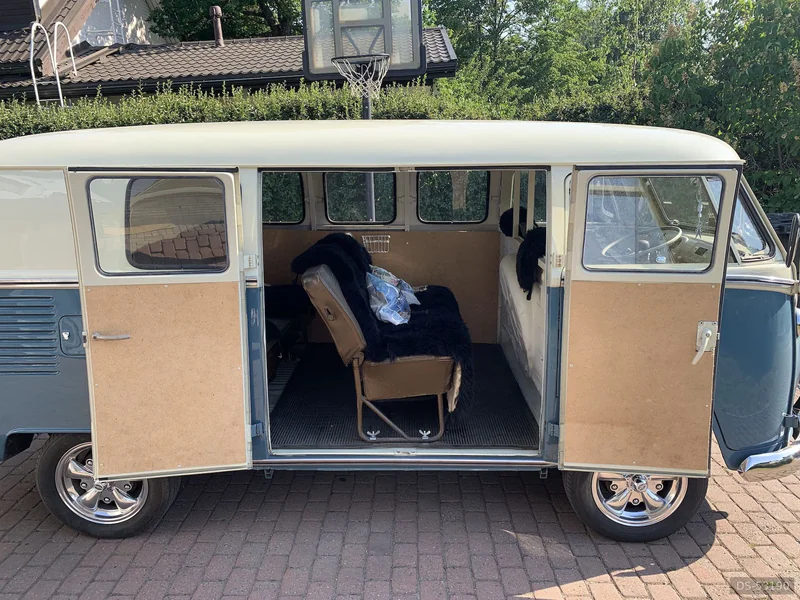 1965 Volkswagen Kleinbus in Helsinki 6
