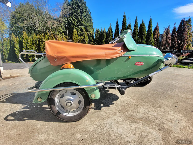2012 Genuine Scooter Company Stella 150cc Vintage Scooter
