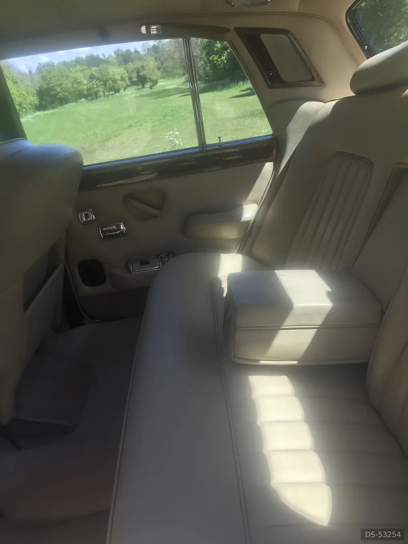 1973 Rolls-Royce Silver Shadow 1 in Rugby 7