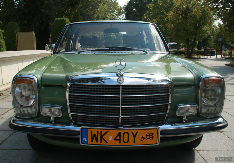 1974 Mercedes-Benz 115 Daimler in Warszawa 2