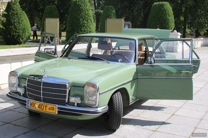 1974 Mercedes-Benz 115 Daimler in Warszawa 3