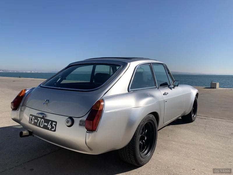 1977 MG Mgb Gt in Alges 2