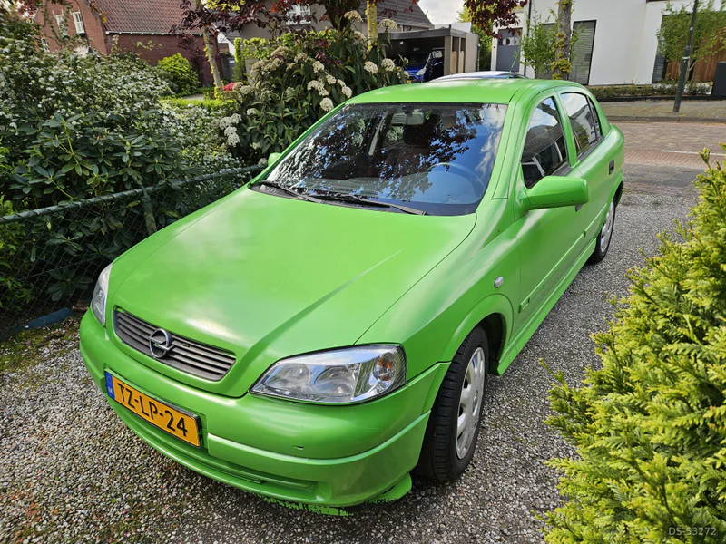 1997 Opel Manta in Schijndel 2