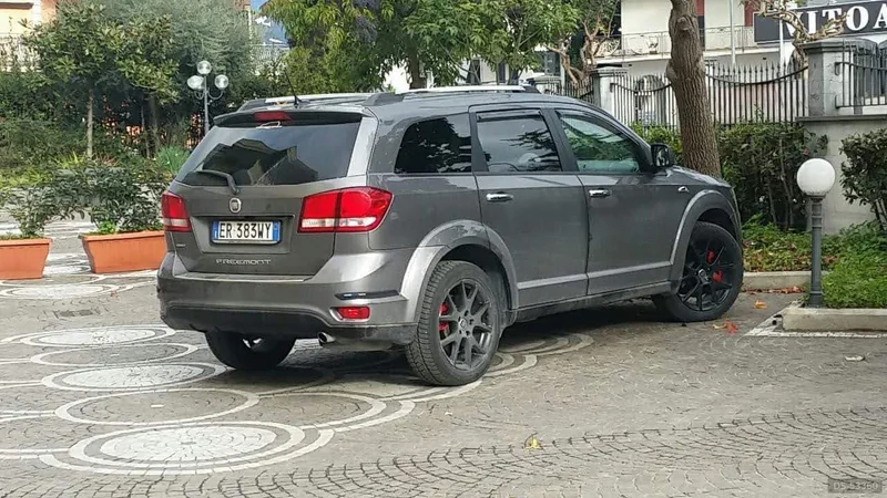 2013 Fiat Freemont in Palma Campania 2