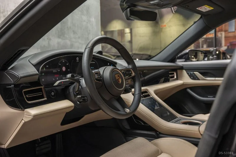 2022 Porsche Taycan Cross Turismo 4 in Kolbotn 3