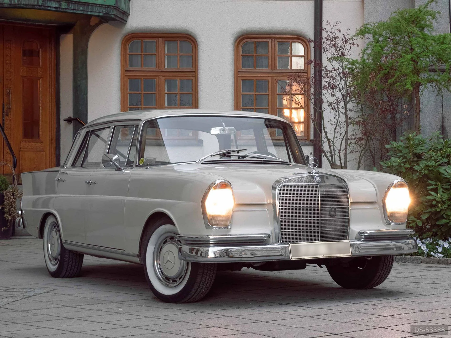 1964 Mercedes-Benz 220 S