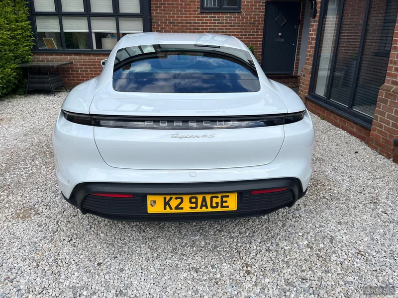 2022 Porsche Tycan 4s in Cambridgeshire 4