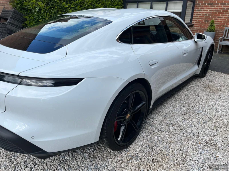 2022 Porsche Tycan 4s in Cambridgeshire 5