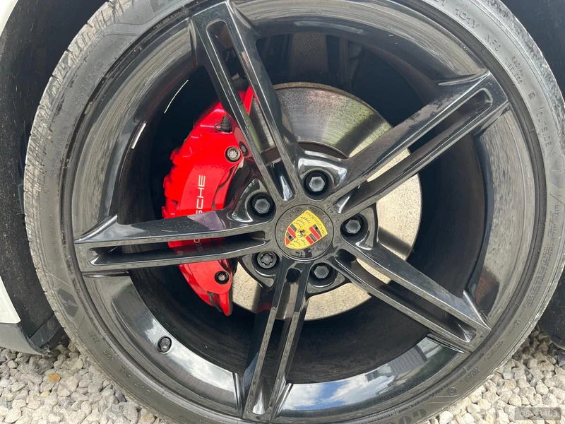 2022 Porsche Tycan 4s in Cambridgeshire 9