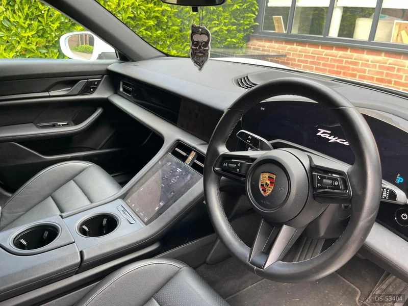 2022 Porsche Tycan 4s in Cambridgeshire 7