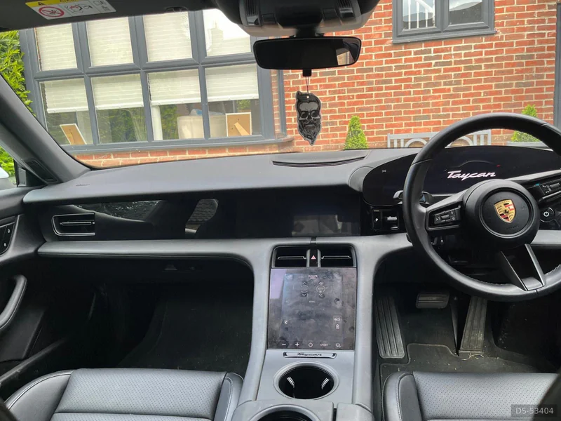 2022 Porsche Tycan 4s in Cambridgeshire 9