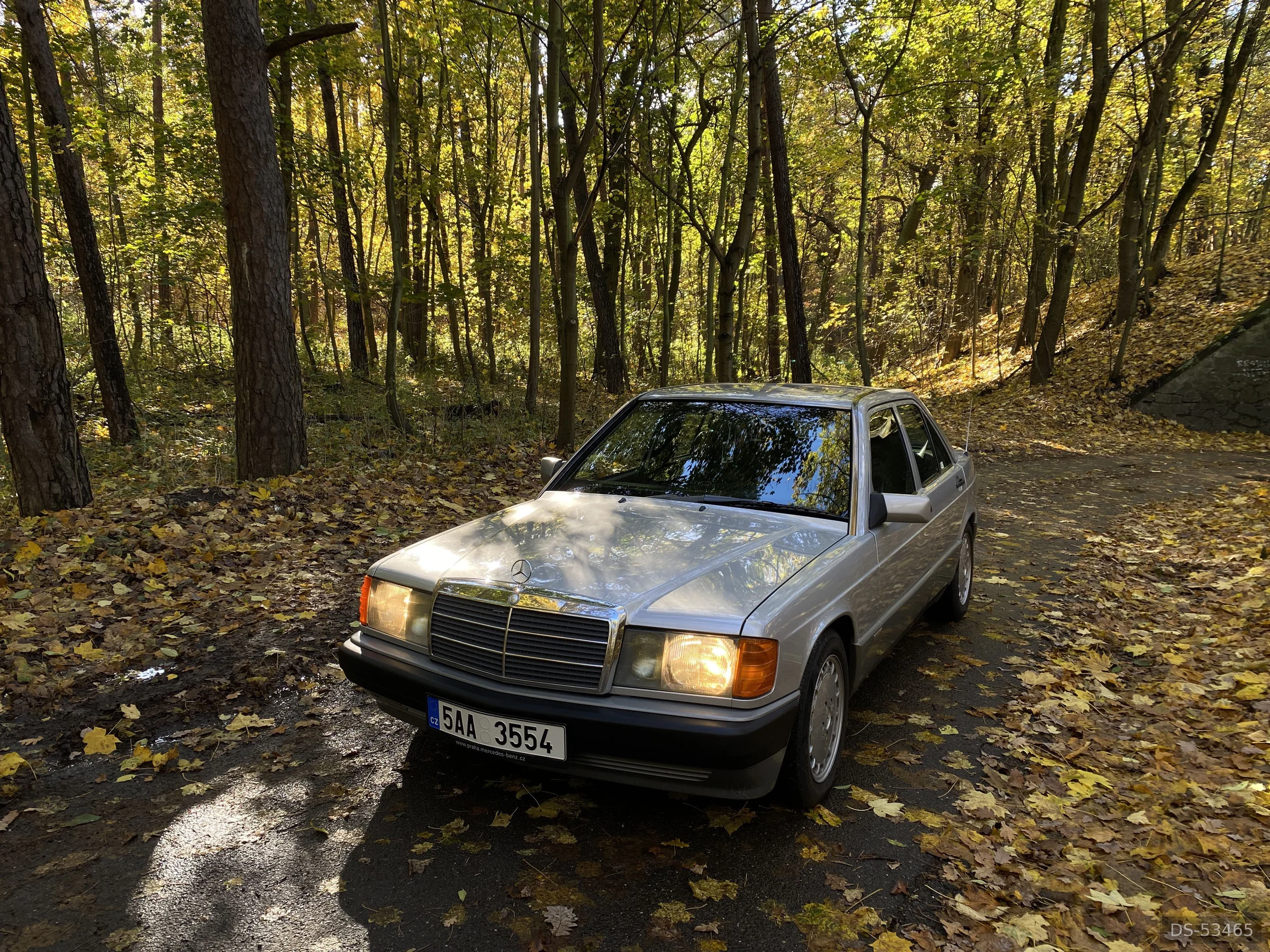 1985 Mercedes-Benz 190E