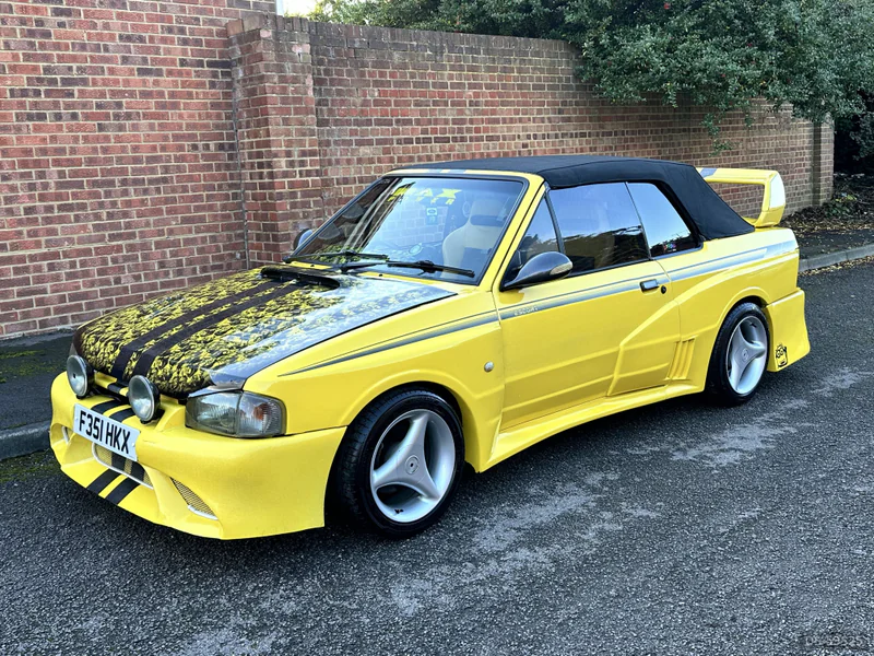 1989 Ford Escort Cabriolet Xr3i in London 1