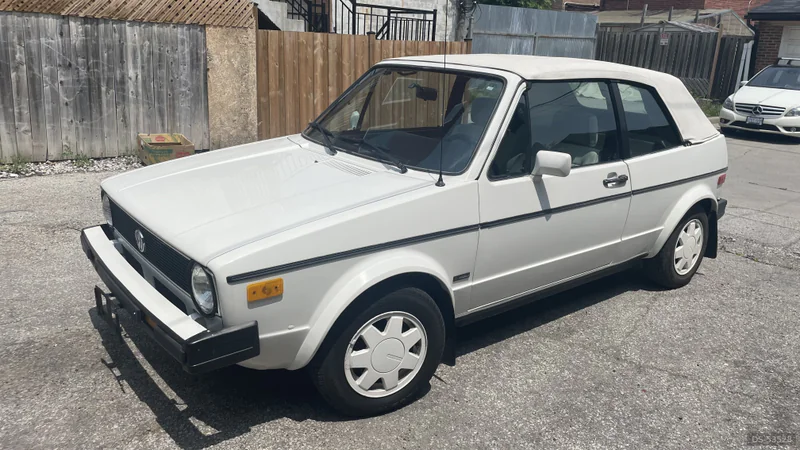 1987 Volkswagen Cabriolet in Toronto 4