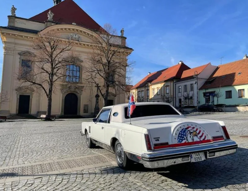 1981 Lincoln Continental in Uherský Brod 2