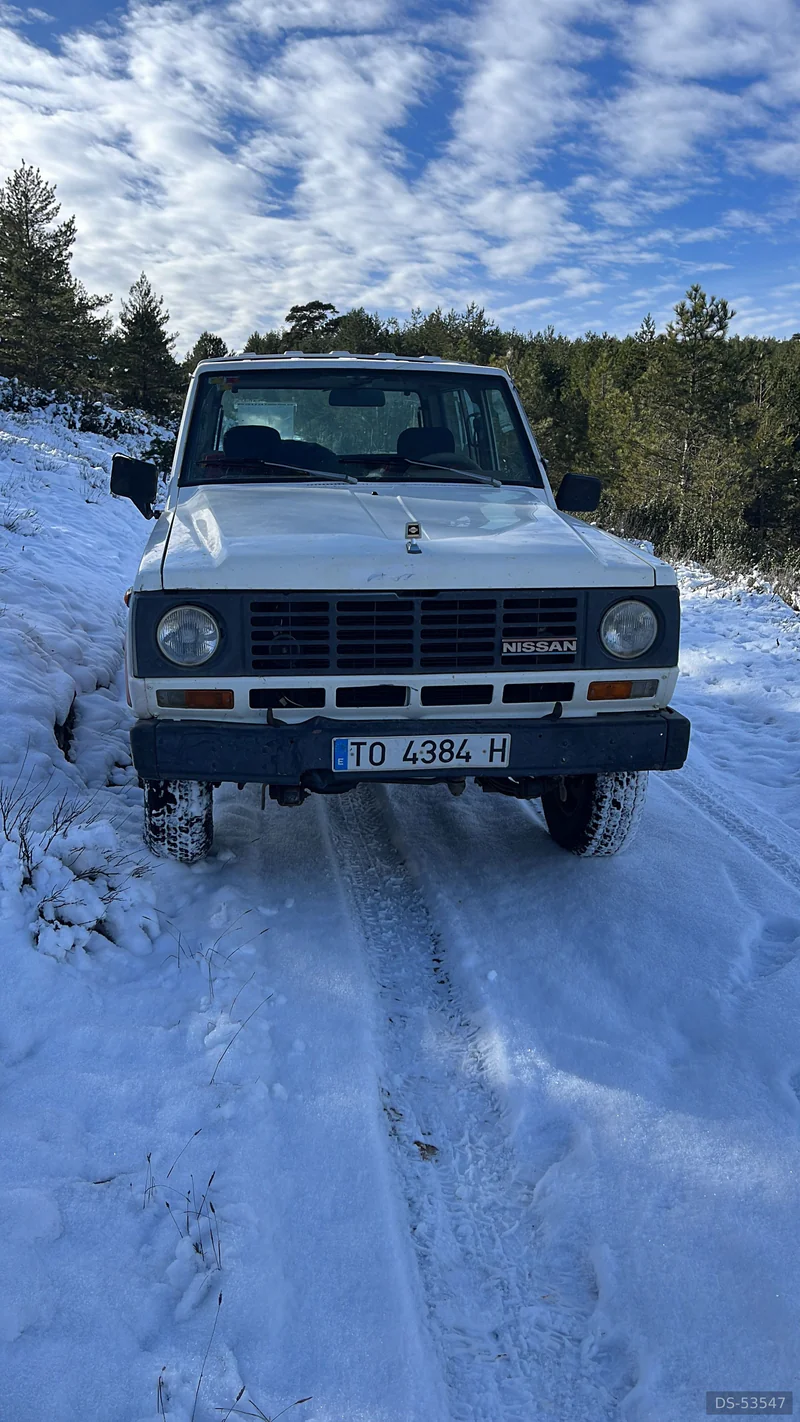 1983 Nissan Patrol in Uceda Guadalajara 3