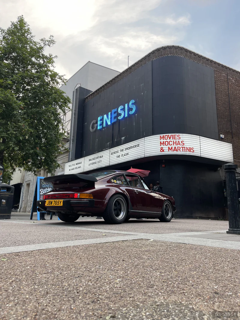 1983 Porsche 911 in London 9
