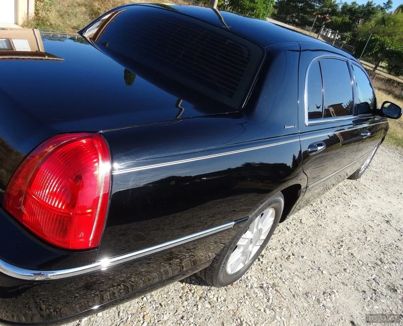 2008 Lincoln Town Car Executive L