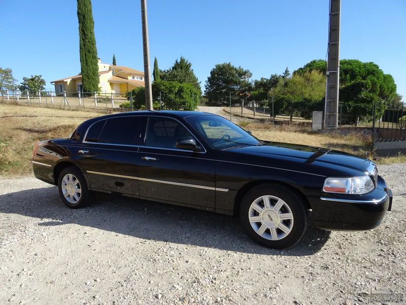 2008 Lincoln Town Car Executive L