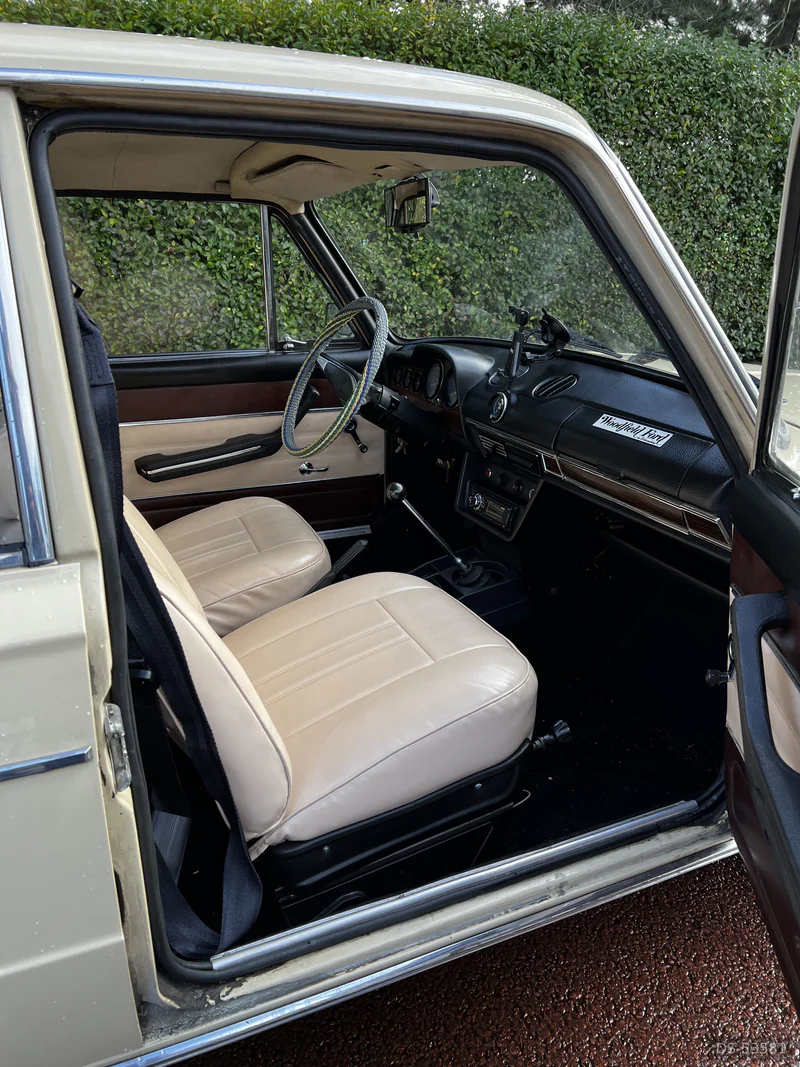 1982 VAZ 2106 in London 4