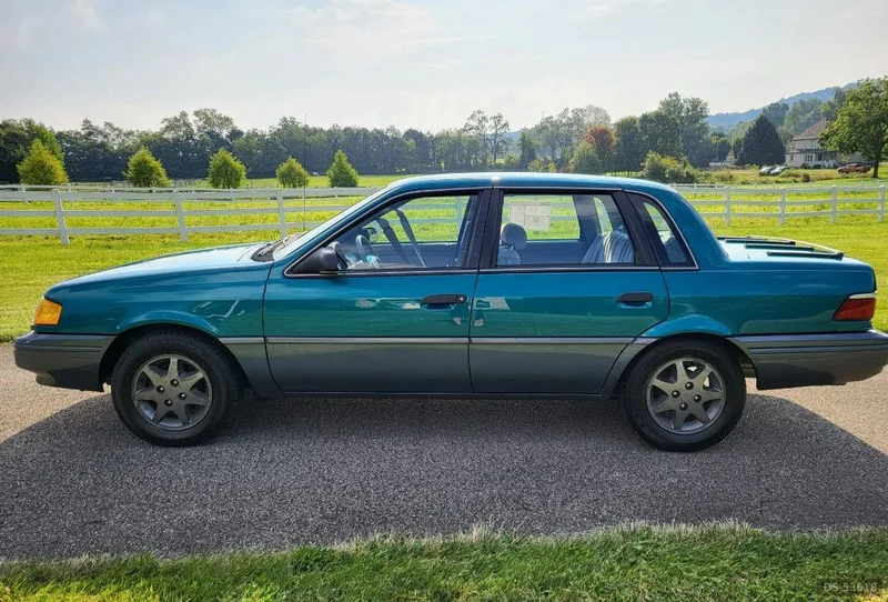 1994 Mercury Topaz in London 2