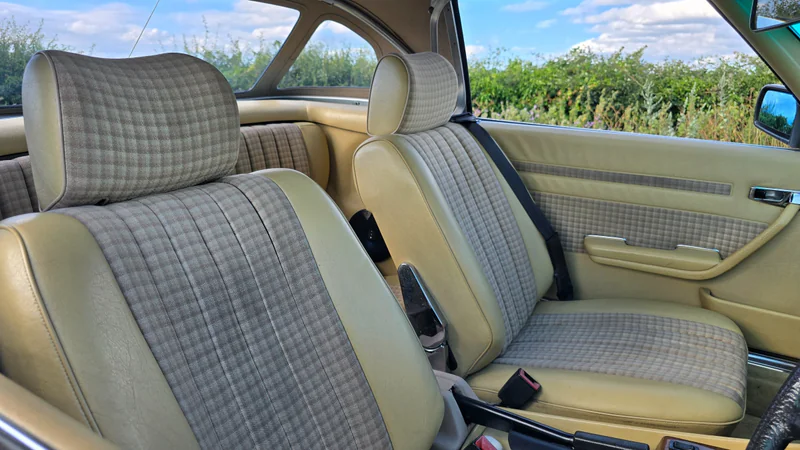 1983 Mercedes-Benz 500 Sl in Cheltenham 15