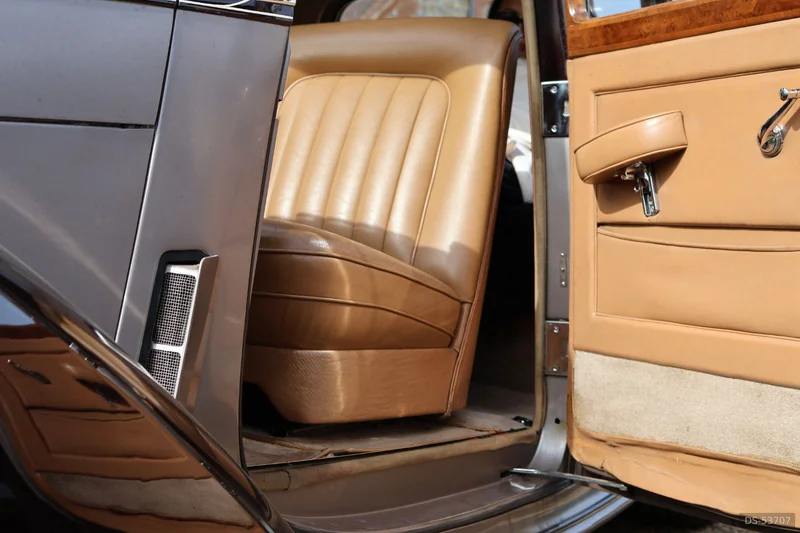 1952 Bentley Mkvi 4.5l Sports Saloon in London 5
