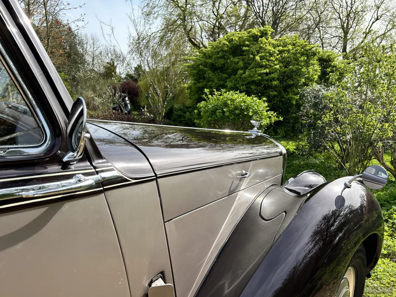 1952 Bentley Mkvi 4.5l Sports Saloon in London 8